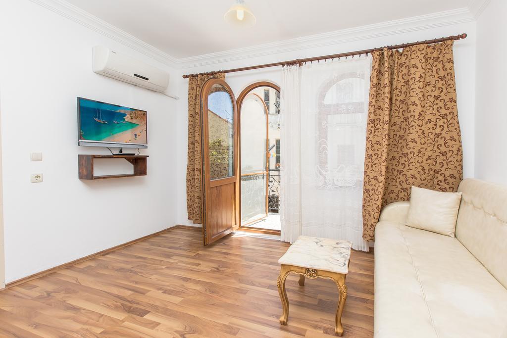 Zakkum Pansiyon Kas Exterior foto